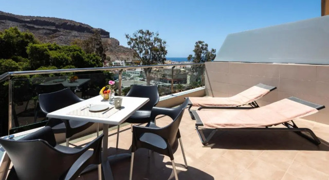 Апартаменты с 3 комнатами Apartamentos Las Palmeras