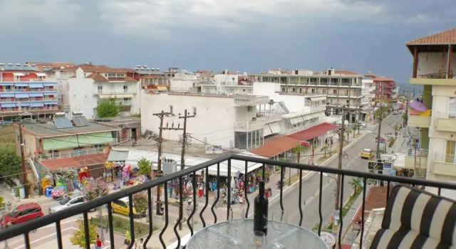 Полулюкс Hotel Adonis