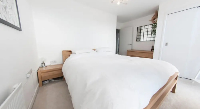 Modern 1-bedroom Flat for 4 in London - Zone 1, Забронировать Отель Ислингтон Лондон, рядом с WIlliam Wallace Memorial
