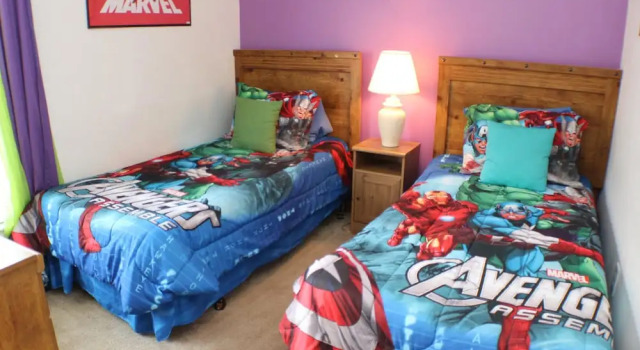 Sunflower Holiday home 5 Bedroom, Rezerwuj Hotel Kissimmee Kissimmee