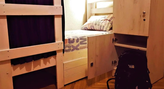Bett im Wohnheim Булгакоff