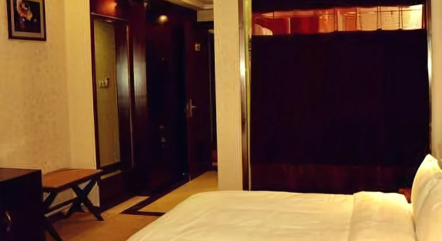Xiaoxihu Garden Hotel, Varaa Hotelli Yichang Hubei