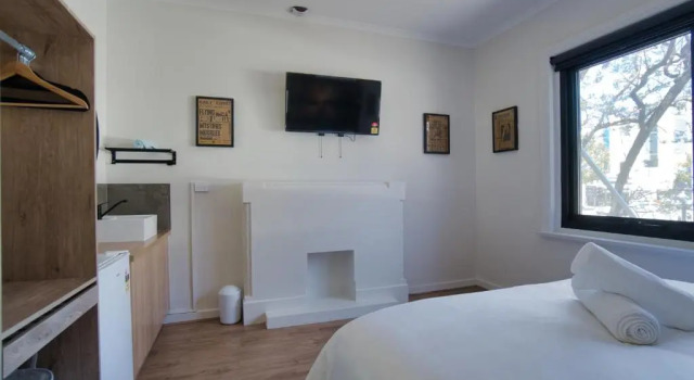 Dreamy Stays Accommodation - Private Rooms with Shared Bathrooms