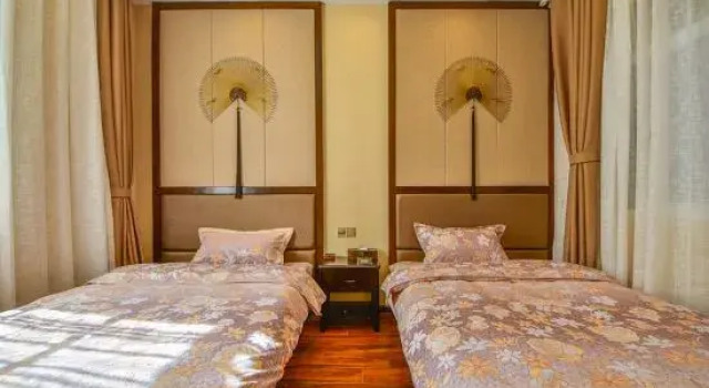 Weidu Haiyunju Inn, Prenota Hotel Hotel a Dali con parcheggio, Parcheggio