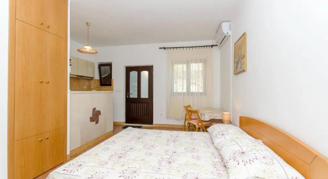 Студия Apartments Gogi