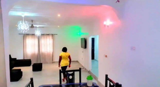 Charming 4-bed House in Kokrobite, Buchen Sie Ferienhaus Villen in Groß-Accra Region, Villa