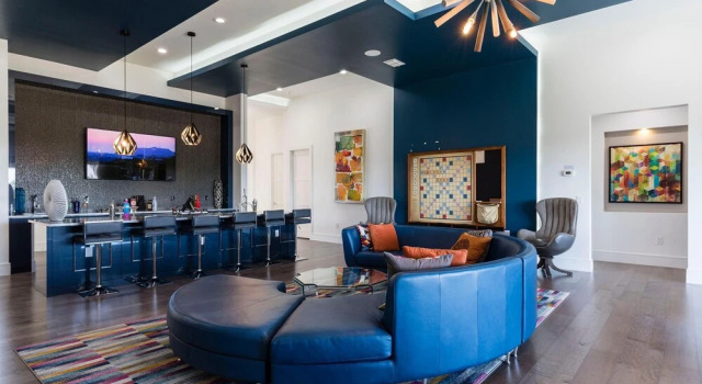 W318: 9 Bed, Avengers, Aladdin, Superhero Arcade, Book Hotel Hoteller i Four Corners med pool, Swimmingpool