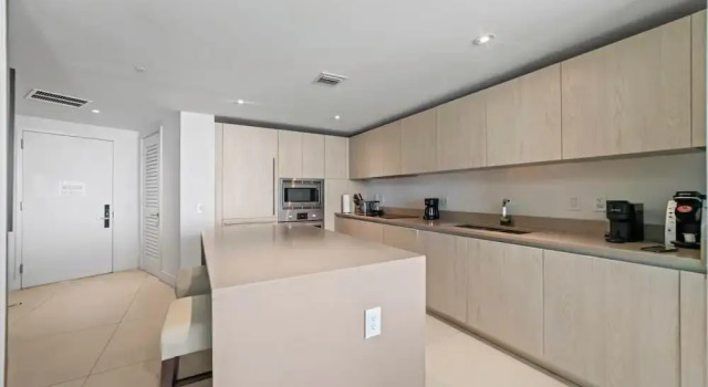 Двухместный номер Standard с балконом и с видом на океан Sunny Balcony - Beautiful Stay for 2 With Ocean Views & Resort Amenities