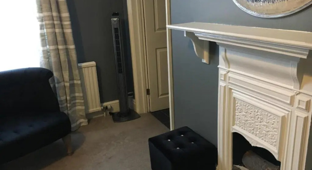 Standard Zimmer Worth House