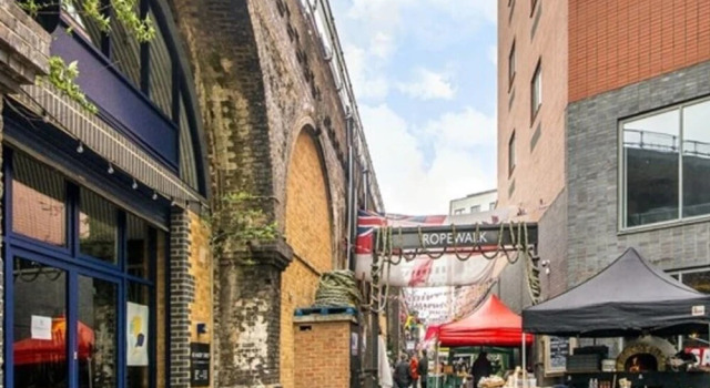 London Bridge 2bed2bath Apt, 4mins to Tube, Забронировать Апартаменты/квартира Апартаменты Лондона, рядом с The Medieval Banquet, Апартаменты/квартира