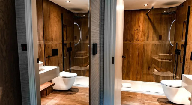 Deluxe Kahden hengen huone parvekkeella Stables Ashbourne