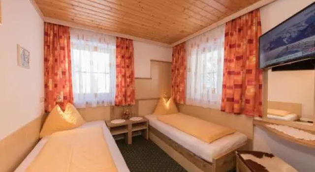 Appartement-Gästehaus Marie Anderl, Забронировать Апартаменты/квартира Апартаменты Зальбах-Хинтерглемм, рядом с Канатная дорога Кольмайсгипфельбан, Апартаменты/квартира