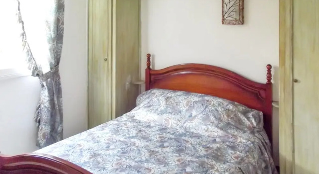 House With 2 Bedrooms in Frontignan, With Enclosed Garden and Wifi - 3, Rezerwuj Hotel Hotele w Frontignan z parkingiem, w pobliżu Frontignan Plage, Parking