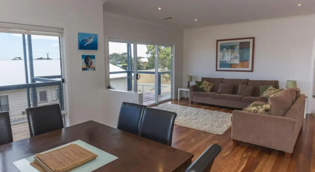 Shearers Rest - 5 Davey Road, Book Hotel Carrickalinga South Australia