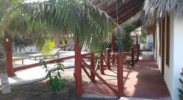 Bungalows Familiares, Rezervasyon Otel Monterrico Santa Rosa