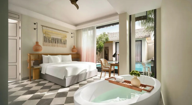 Вилла с бассейном Garden с 3 комнатами New World Phu Quoc Resort