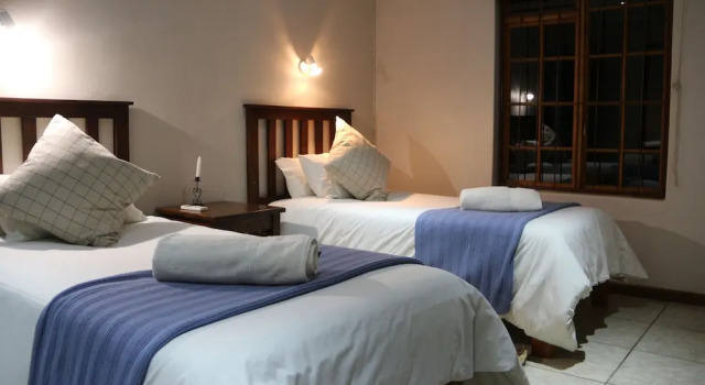 Семейный номер Standard с 2 комнатами с балконом Aan Die Oewer Guest House