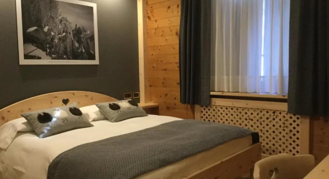 Standard Doppel Zimmer Meublè Garnì Della Contea