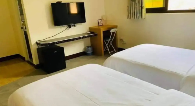 Двухместный номер Standard c 1 комнатой Fuzhongju Homestay