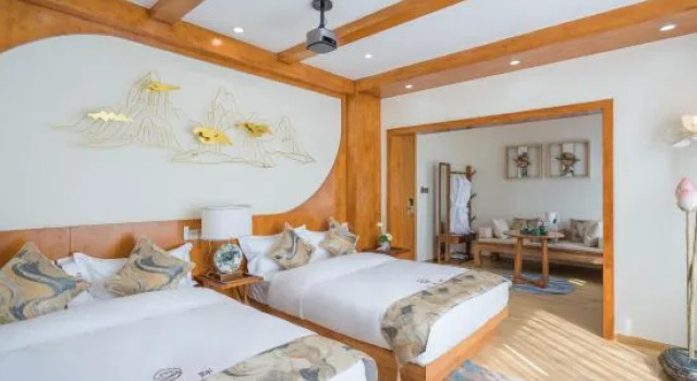Люкс Shui Zhi Pan Lake View Inn