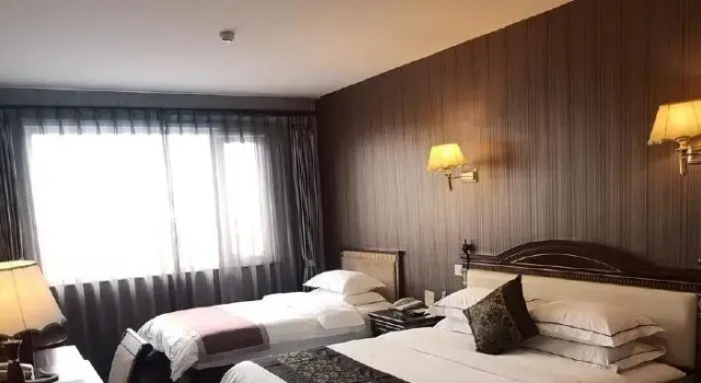 Номер Standard Beijing Commercial Business Hotel