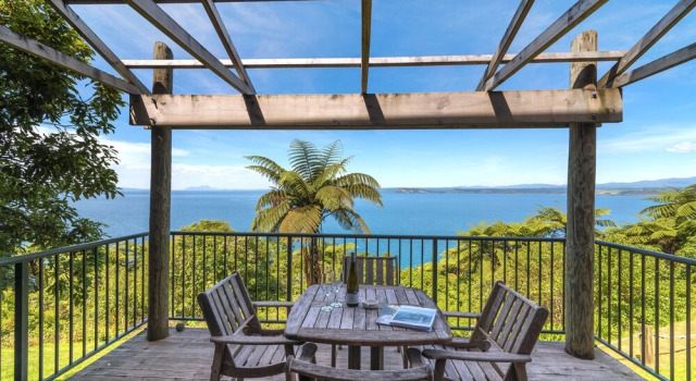 Апартаменты Executive Oreti Collection - By Vacations in Paradise