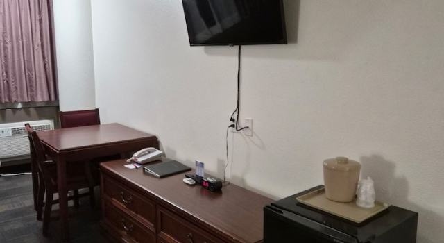 Двухместный полулюкс Alex Hotel and Suites Anchorage Airport