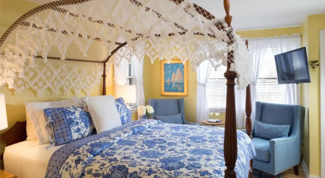 Двухместный коттедж Deluxe Seven Sea Street Inn