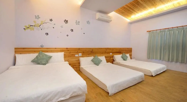 Lunatis Bay Hotel