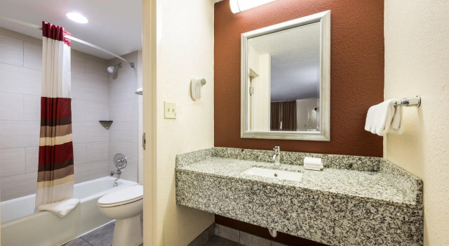 Двухместный номер Standard Red Roof Inn Birmingham South