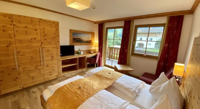 Berghotel Alpenklang, Prenota Hotel Hotel SPA a Salisburgo, SPA