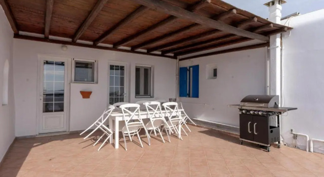 Апартаменты с 3 комнатами Irenes Residence