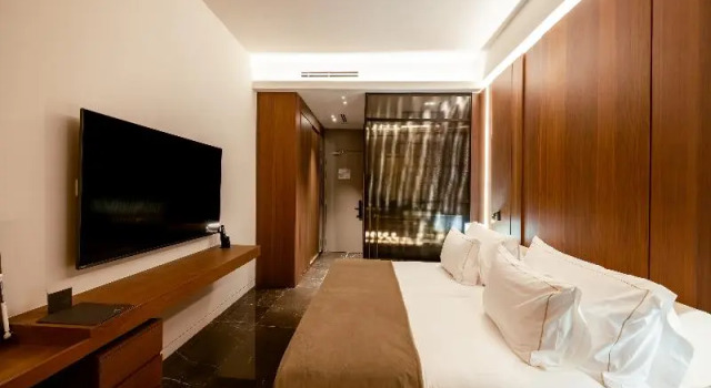 Семейный номер Standard с балконом и с видом на море Serbellas Boutique Hotel