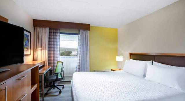 Номер Standard Holiday Inn Express Hotel & Suites Philadelphia - King of Prussia by IHG