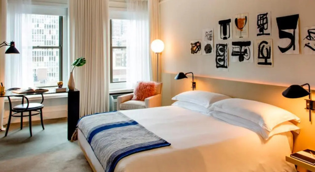 Двухместный номер Deluxe Ambassador Chicago