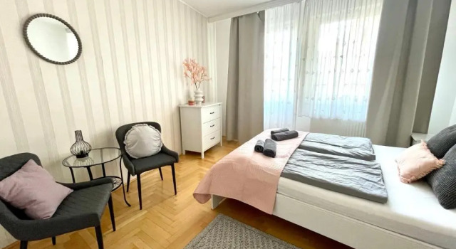 Апартаменты с 2 комнатами с балконом Gozsdu White Raven Residence 305