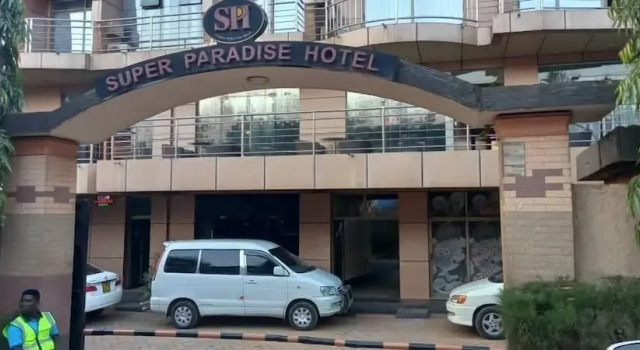 Super Paradise Hotel, Varaa Hotelli Kampala Uganda, lähellä Rubaga Cathedral
