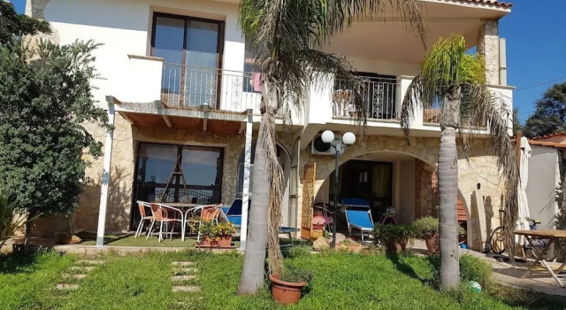 Villa rosa fronte mare, Book Villa Hoteller i Mazara del Vallo med parkering, Parkering