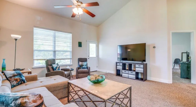 Коттедж San Antonio Home w/ Fenced Yard & Patio