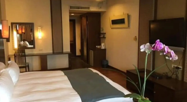 Nikaido Bussiness Hotel, Rezervovat Hotel Chiayi Chiayi