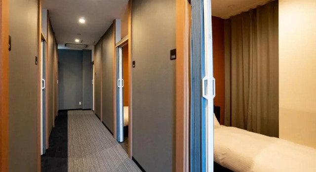 Кровать в общем номере (мужской номер) R9 Hostel Tochigi Ekimae - Male Only