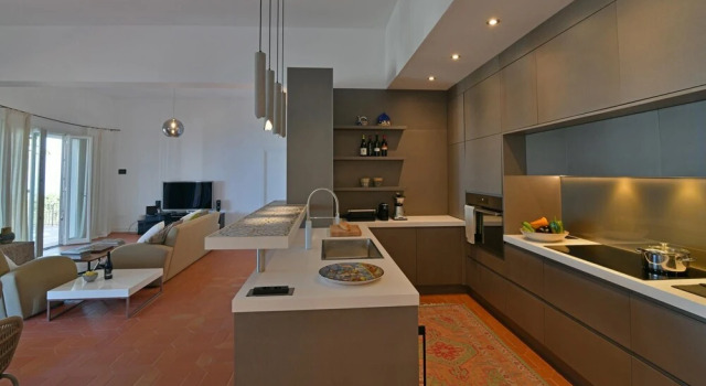 Villa Salone 8 Emma Villas, Book Villa Hoteller i Pollina med parkering, Parkering