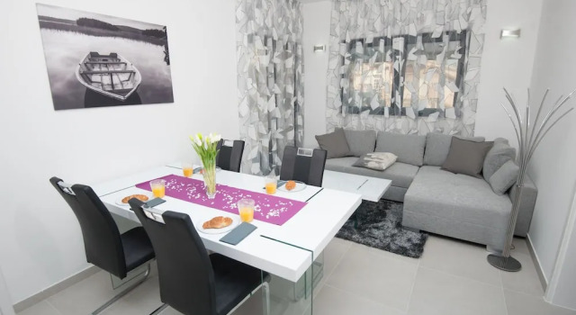 Апартаменты Deluxe Villa Nani
