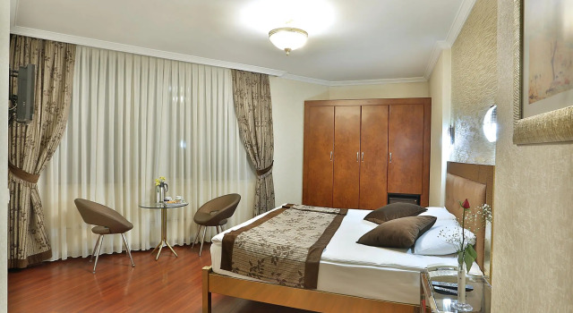 Одноместный номер Standard Grand Madrid Hotel
