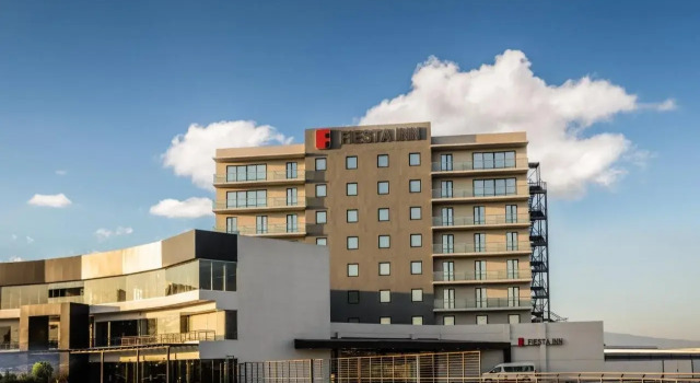 Fiesta Inn Guadalajara Aeropuerto, Rezerwuj Hotel Tlaquepaque 