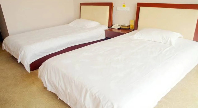 GreenTree Inn JiangSu TaiZhou YingChun W) Road Walking Street Express Hotel, Book Hotel Hotels in Taizhou with Parking, Parking