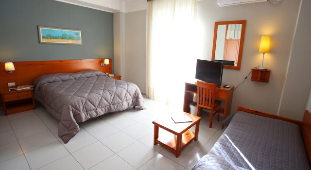 Трёхместный номер Standard Albergo Del Pino