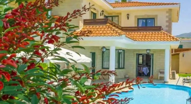 Коттедж Villa Charianna