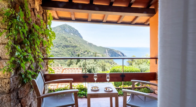 Номер Classic с частичным видом на море Boutique Hotel Torre Di Cala Piccola