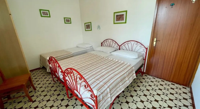 Вилла с балконом Family Villa with Private Garden